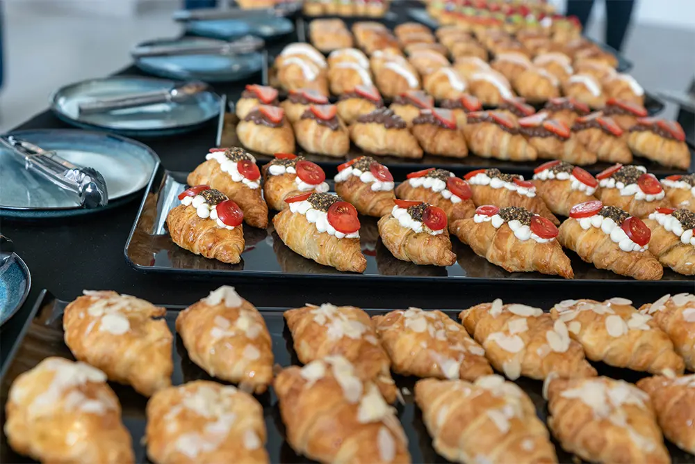 Sustainable catering at a SEE Institute event